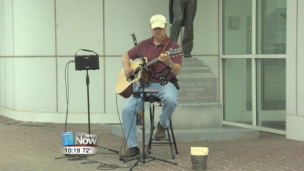 Dozens attend Downtown Lima Farmers' Market 2.jpg